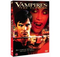 Vampires 3: The Turning billede