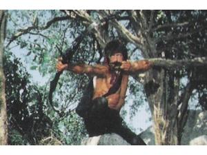 Rambo med sin bue fra Rambo 2:First Blood Part 2 fra '85